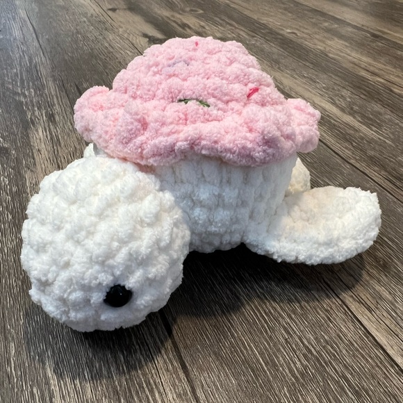 Cupcake Sea Turtle Handcrafted Crochet Plushie in Soft Snuggle Yarn - Picture 2 of 4